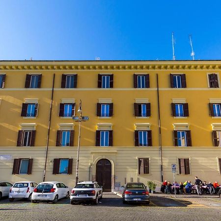 Assisi Style Flat Trastevere Rome Bagian luar foto