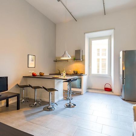 Assisi Style Flat Trastevere Rome Bagian luar foto