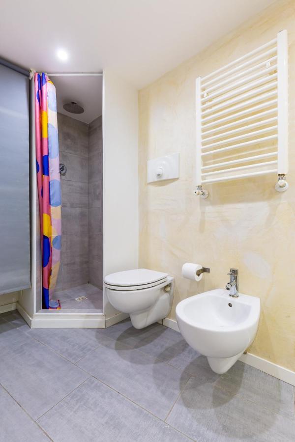 Assisi Style Flat Trastevere Rome Bagian luar foto