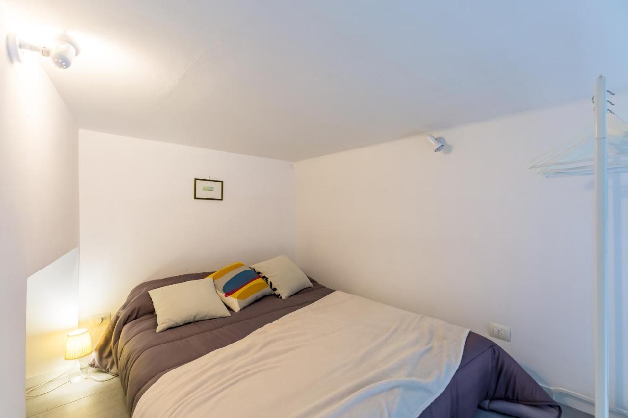 Assisi Style Flat Trastevere Rome Bagian luar foto
