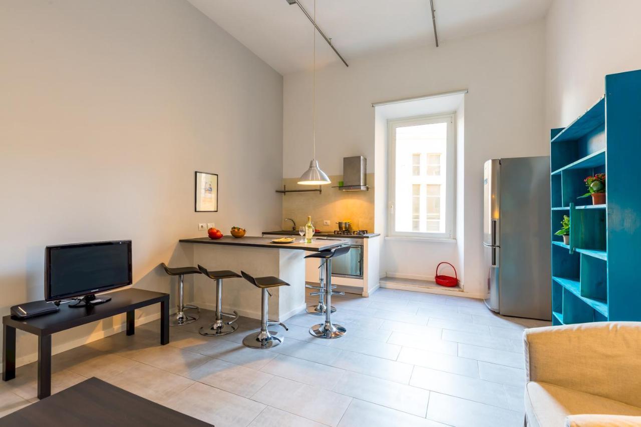 Assisi Style Flat Trastevere Rome Bagian luar foto
