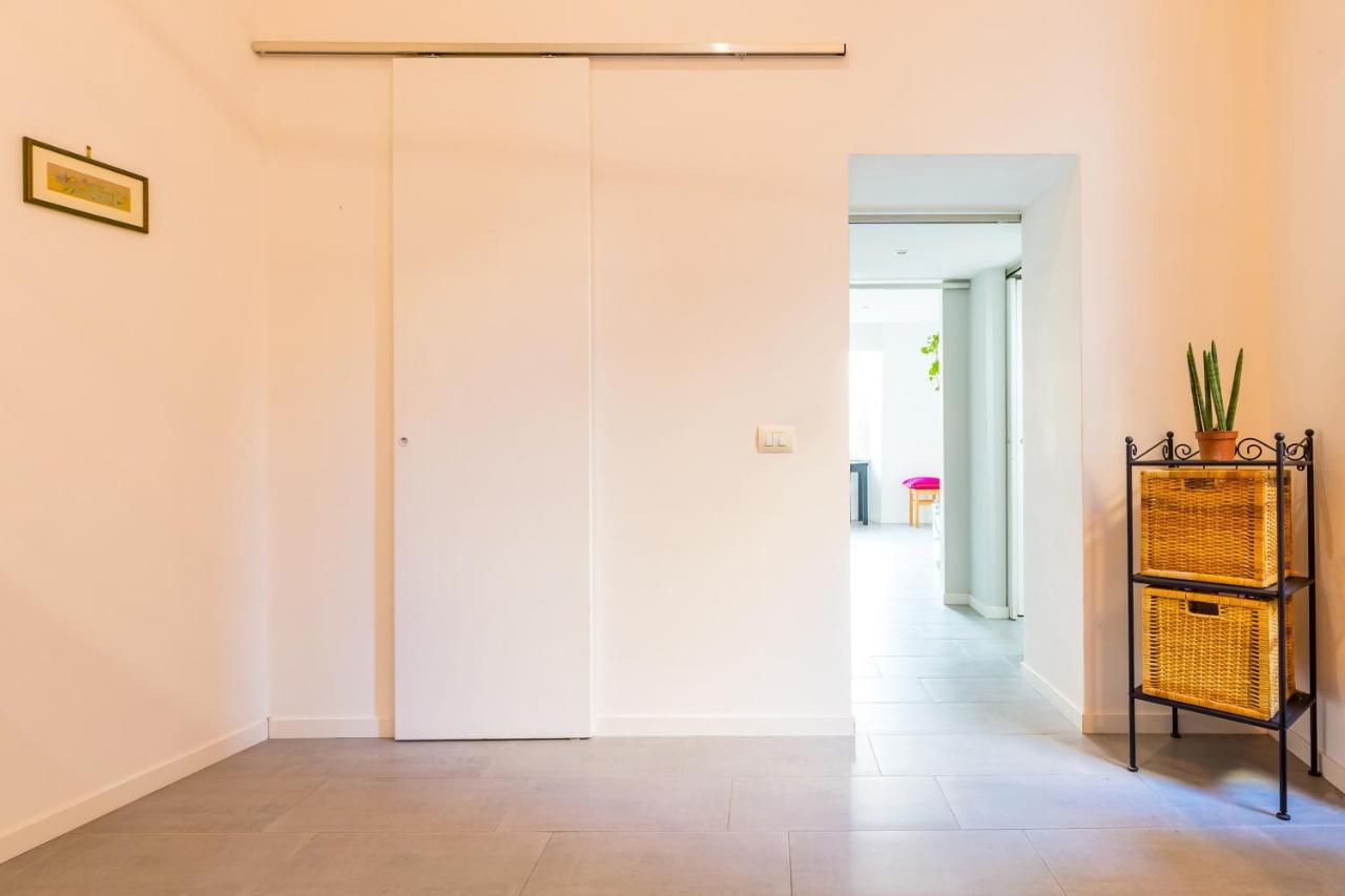 Assisi Style Flat Trastevere Rome Bagian luar foto